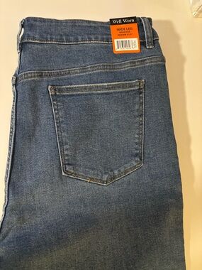Well Worn Wide Leg High Rise Jeans - Sz 16 Dark Blue